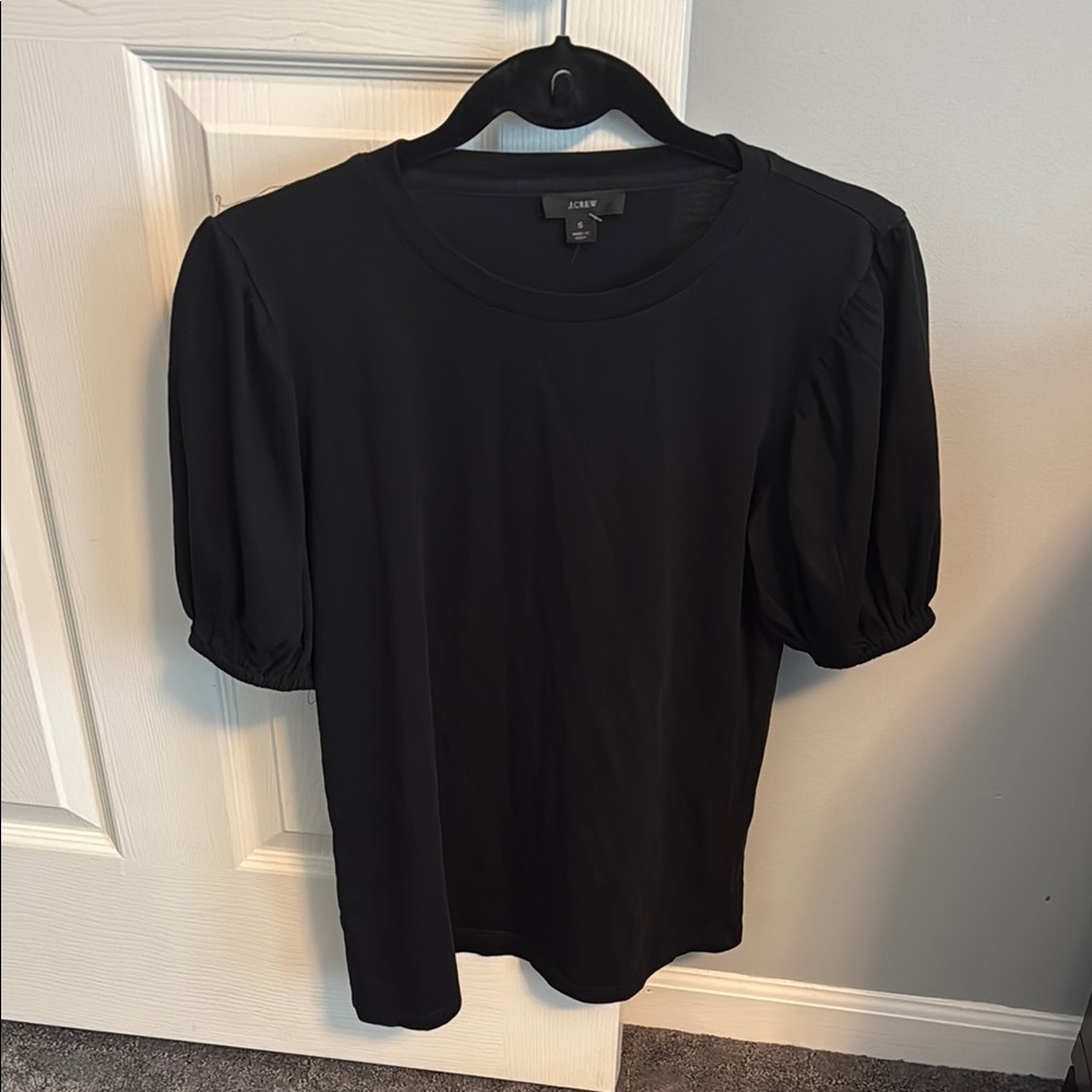 J crew black short‎ sleeve puff sleeve tee S